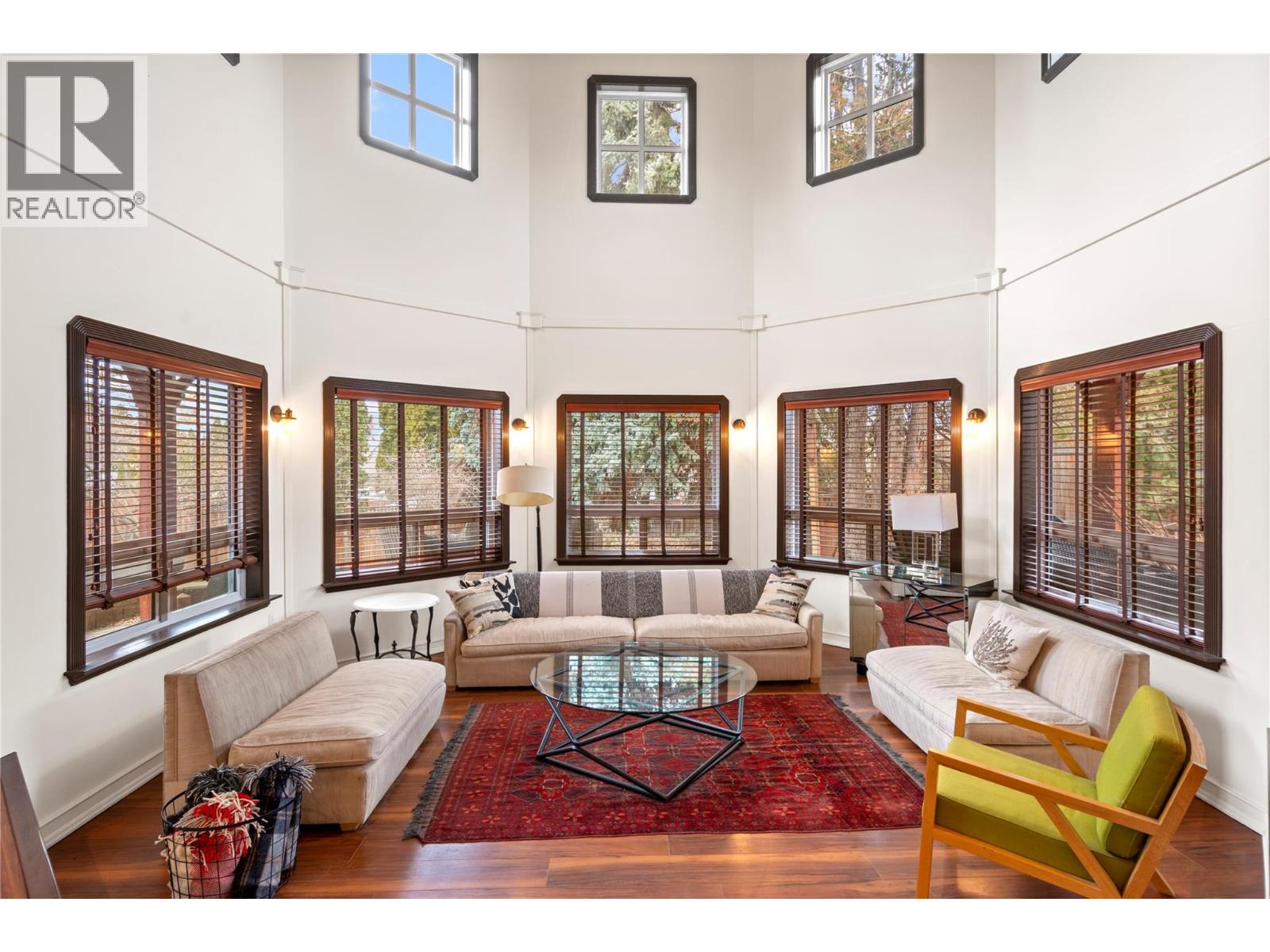 335 MIDDLE BENCH Road Penticton Photo 4