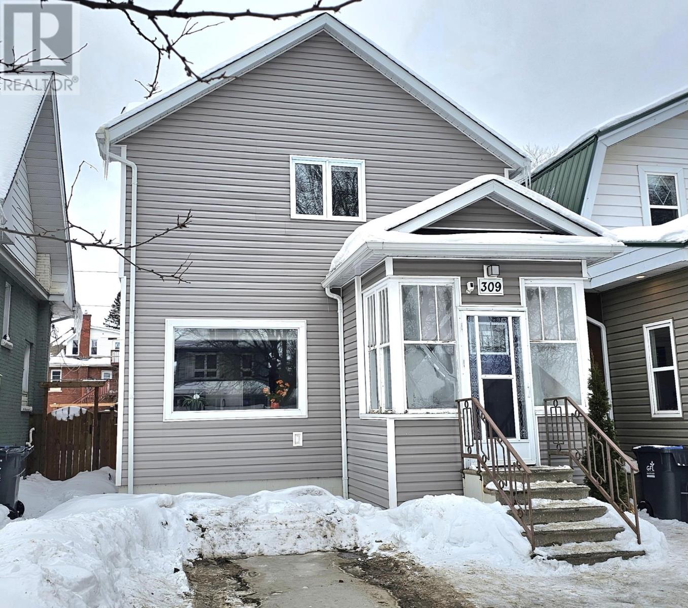 309 Marks St S, Thunder Bay, Ontario  P7E 1M3 - Photo 1 - TB2600192