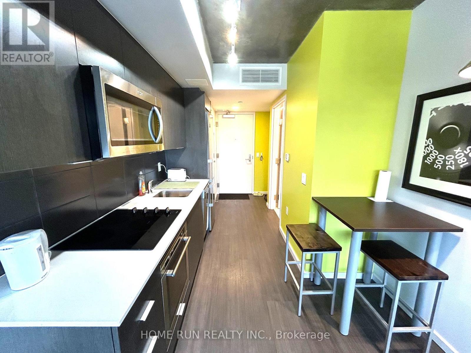 1817 - 105 Champagne Avenue, Ottawa, Ontario  K1S 4P3 - Photo 16 - X12772168