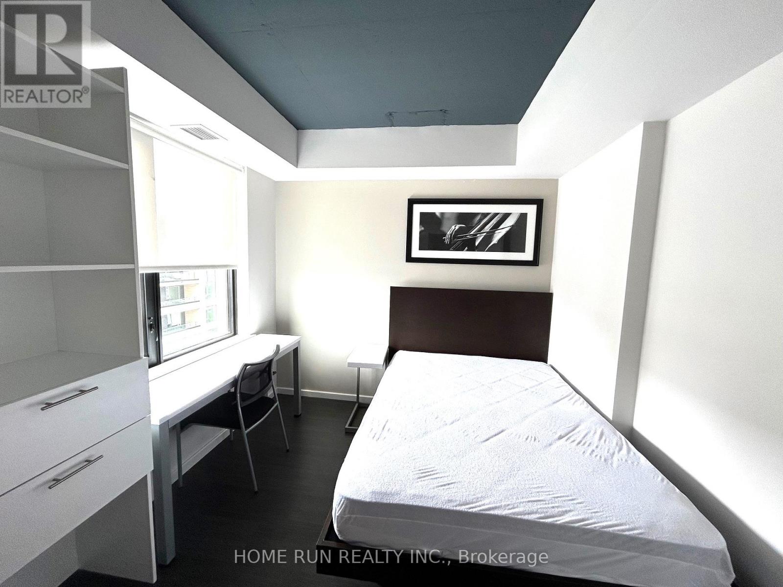 1817 - 105 Champagne Avenue, Ottawa, Ontario  K1S 4P3 - Photo 19 - X12772168