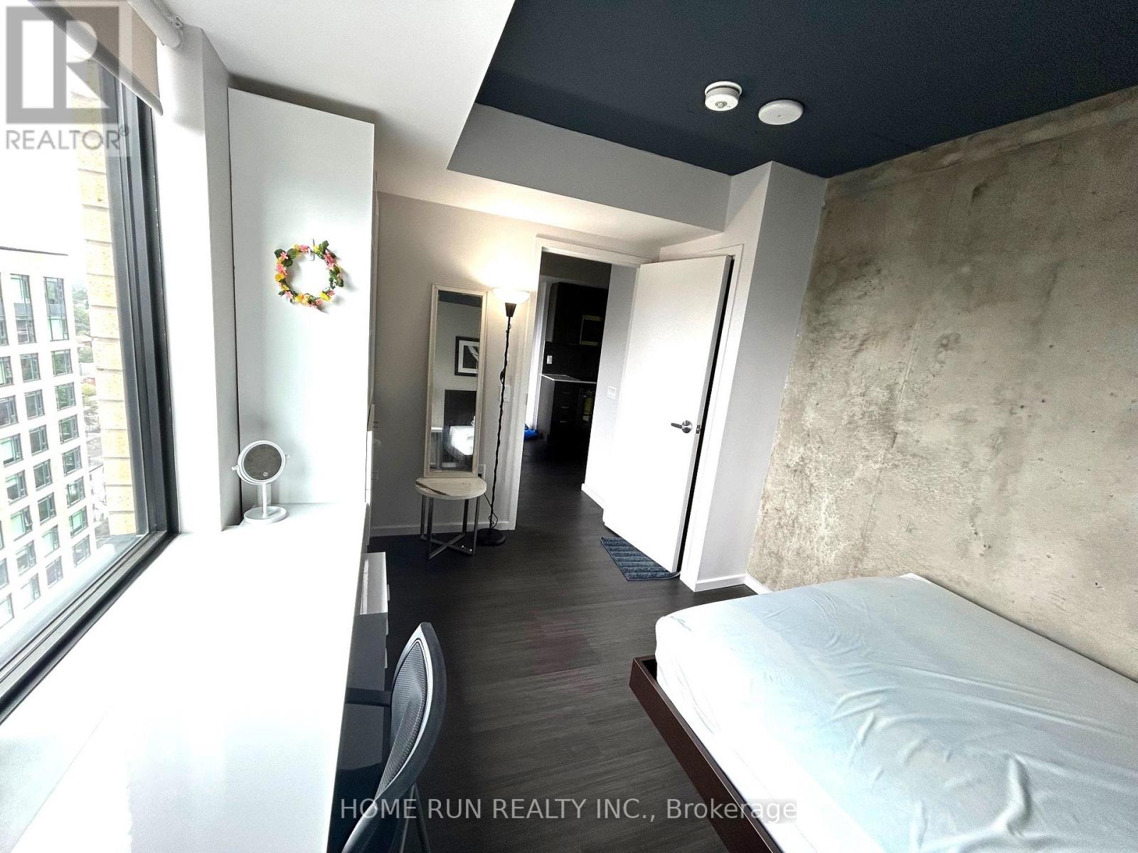 1817 - 105 Champagne Avenue, Ottawa, Ontario  K1S 4P3 - Photo 21 - X12772168