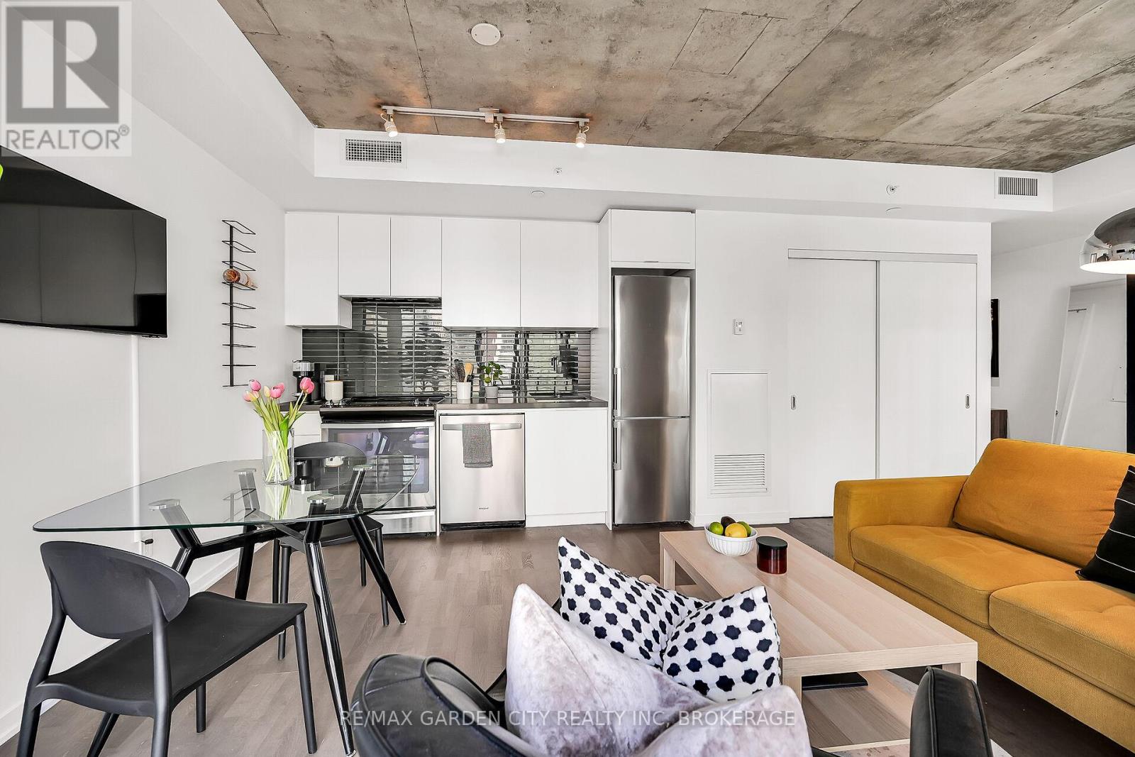 912 - 60 Colborne Street, Toronto (Church-Yonge Corridor), Ontario  M5E 0B7 - Photo 16 - C12771992