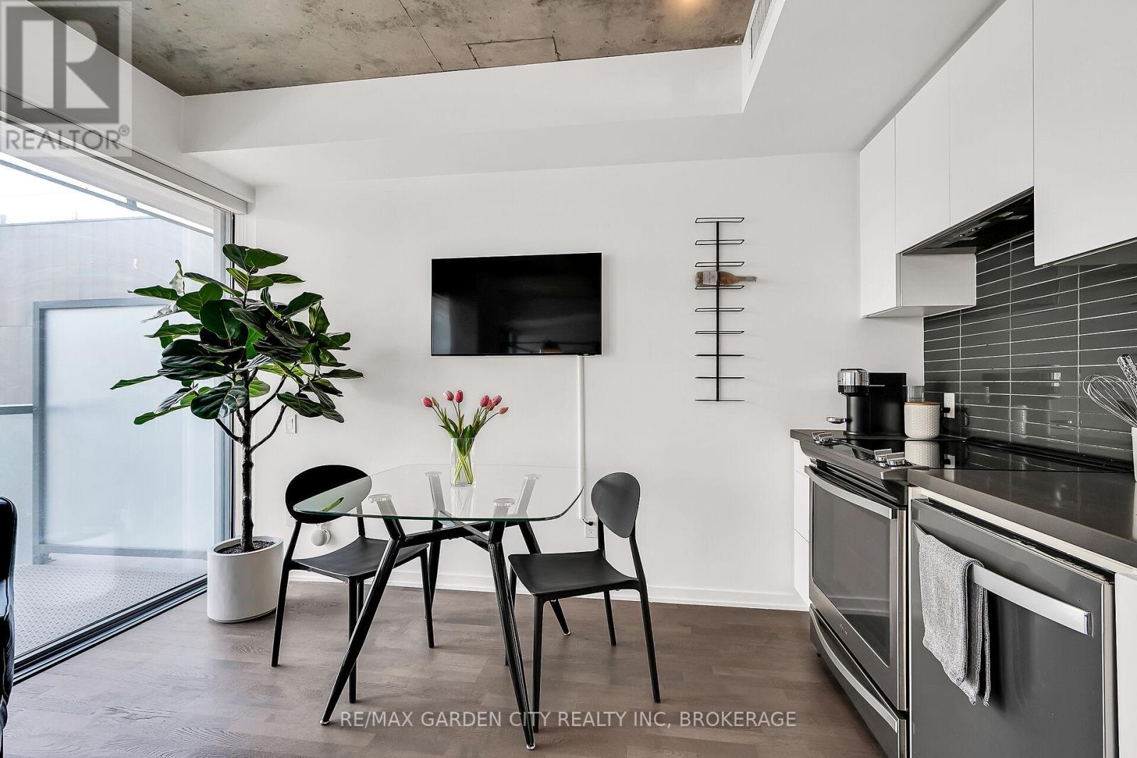 912 - 60 Colborne Street, Toronto (Church-Yonge Corridor), Ontario  M5E 0B7 - Photo 18 - C12771992