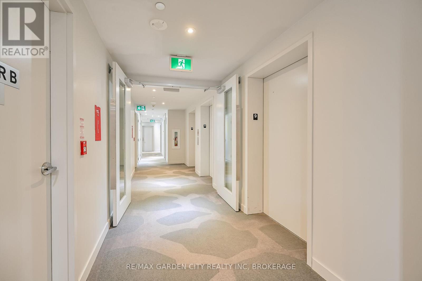 912 - 60 Colborne Street, Toronto (Church-Yonge Corridor), Ontario  M5E 0B7 - Photo 28 - C12771992