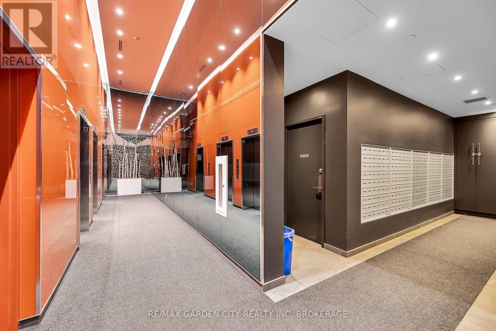 912 - 60 Colborne Street, Toronto (Church-Yonge Corridor), Ontario  M5E 0B7 - Photo 34 - C12771992