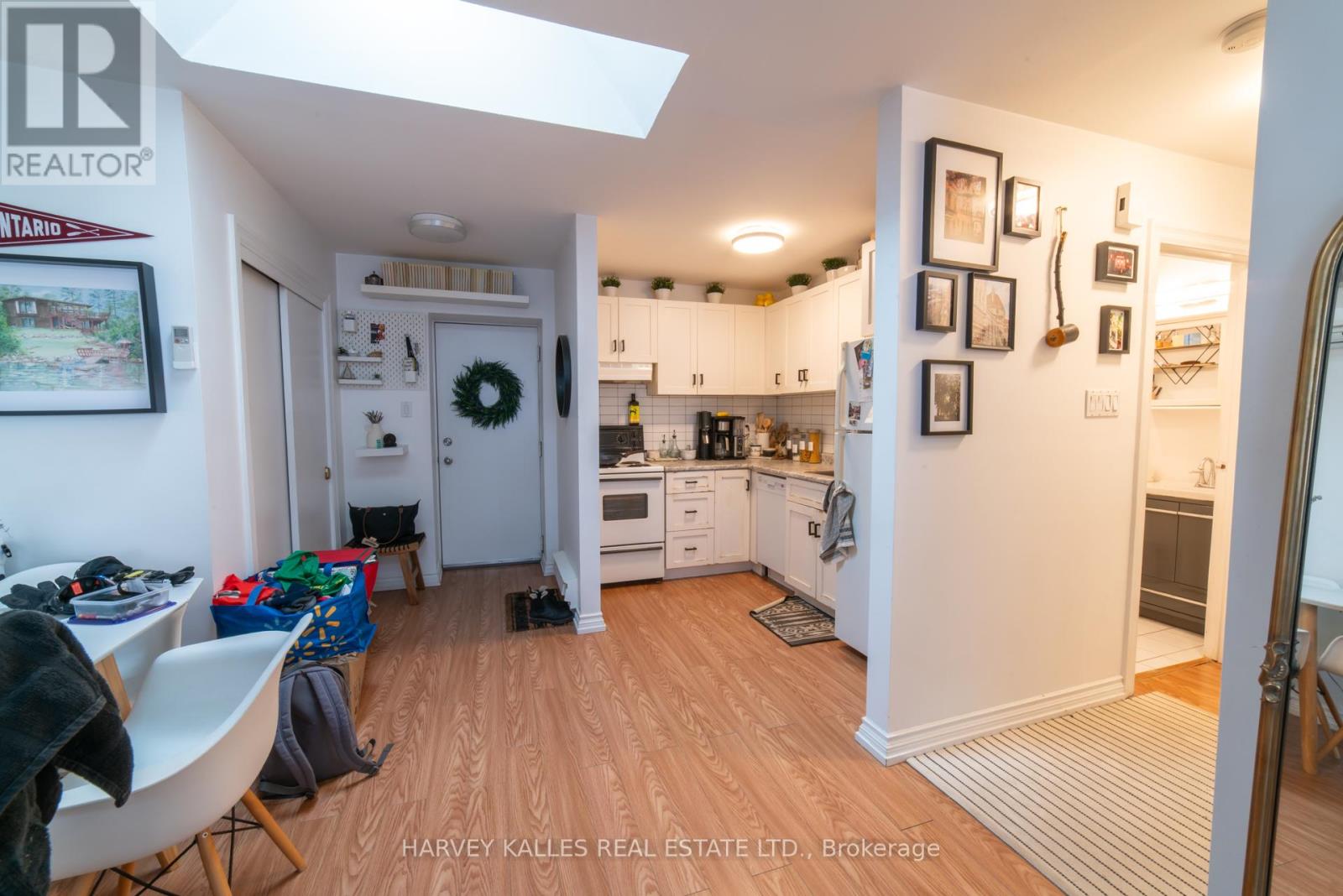 4 - 545 Palmerston Boulevard, Toronto, Ontario  M6G 2P4 - Photo 4 - C12757280