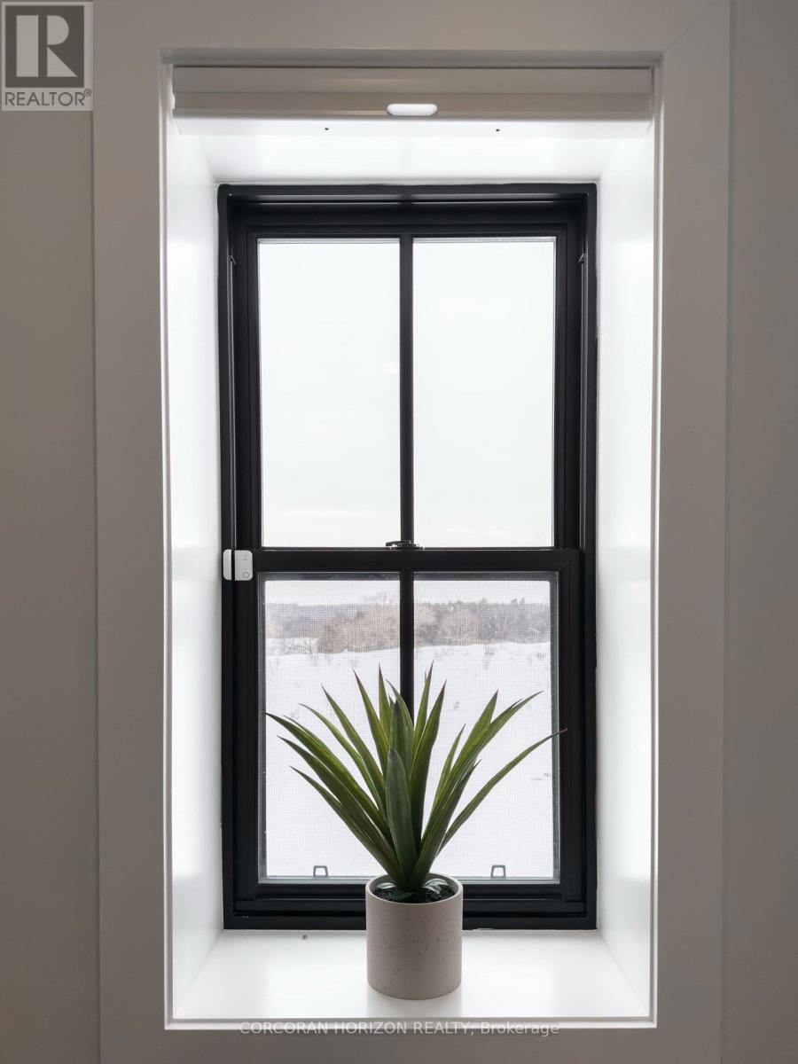 19572 Centre Street, East Gwillimbury, Ontario  L0G 1M0 - Photo 26 - N12771804