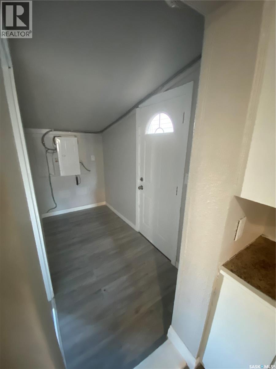 1945 Wallace Street, Regina, Saskatchewan  S4N 4A1 - Photo 13 - SK025761