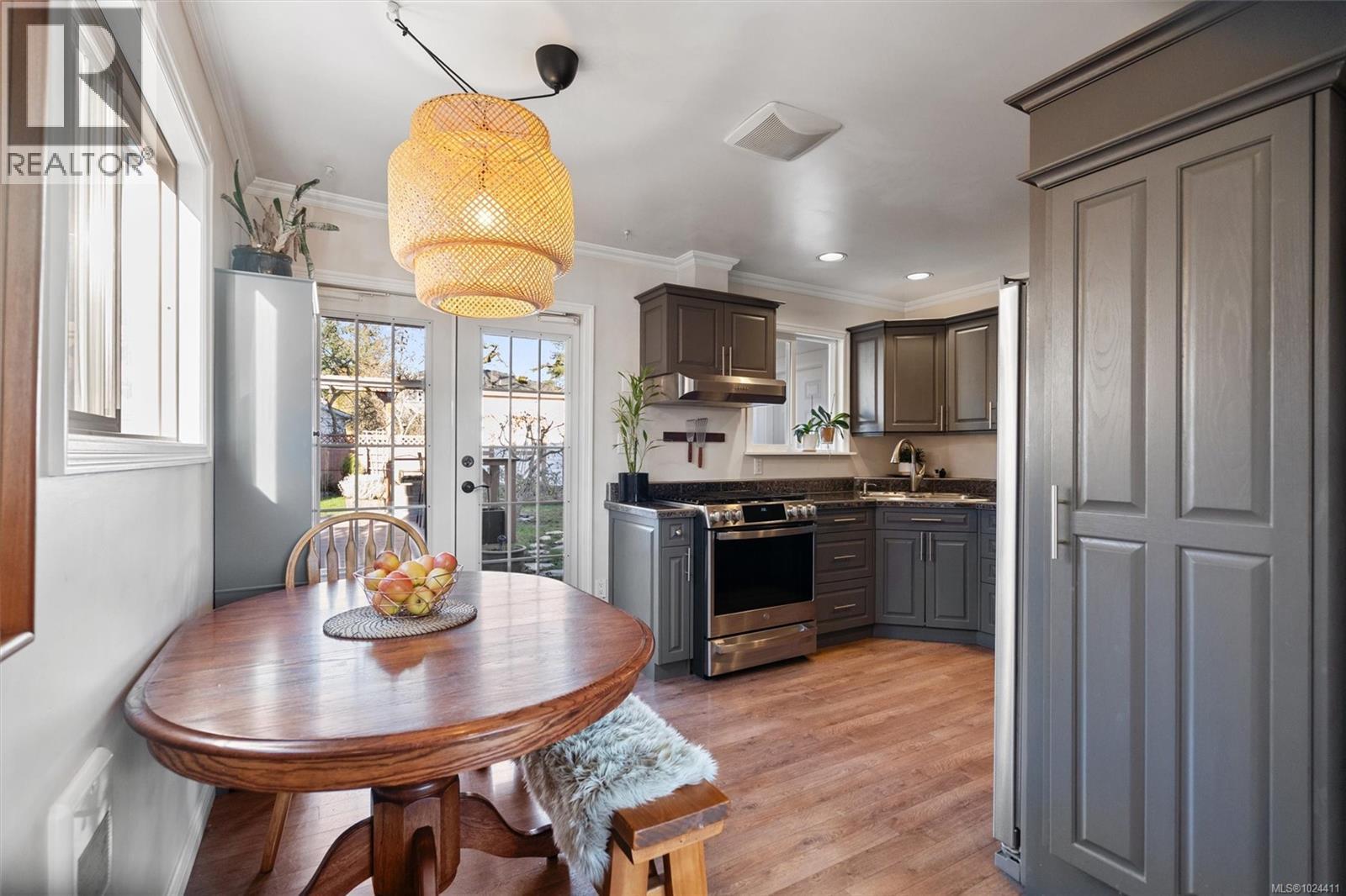 716 Danbrook Ave, Langford, British Columbia  V9B 3A8 - Photo 8 - 1024411