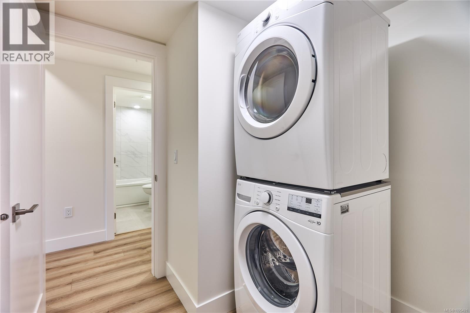 308 45 Haliburton St, Nanaimo, British Columbia  V9R 4V6 - Photo 19 - 1025421