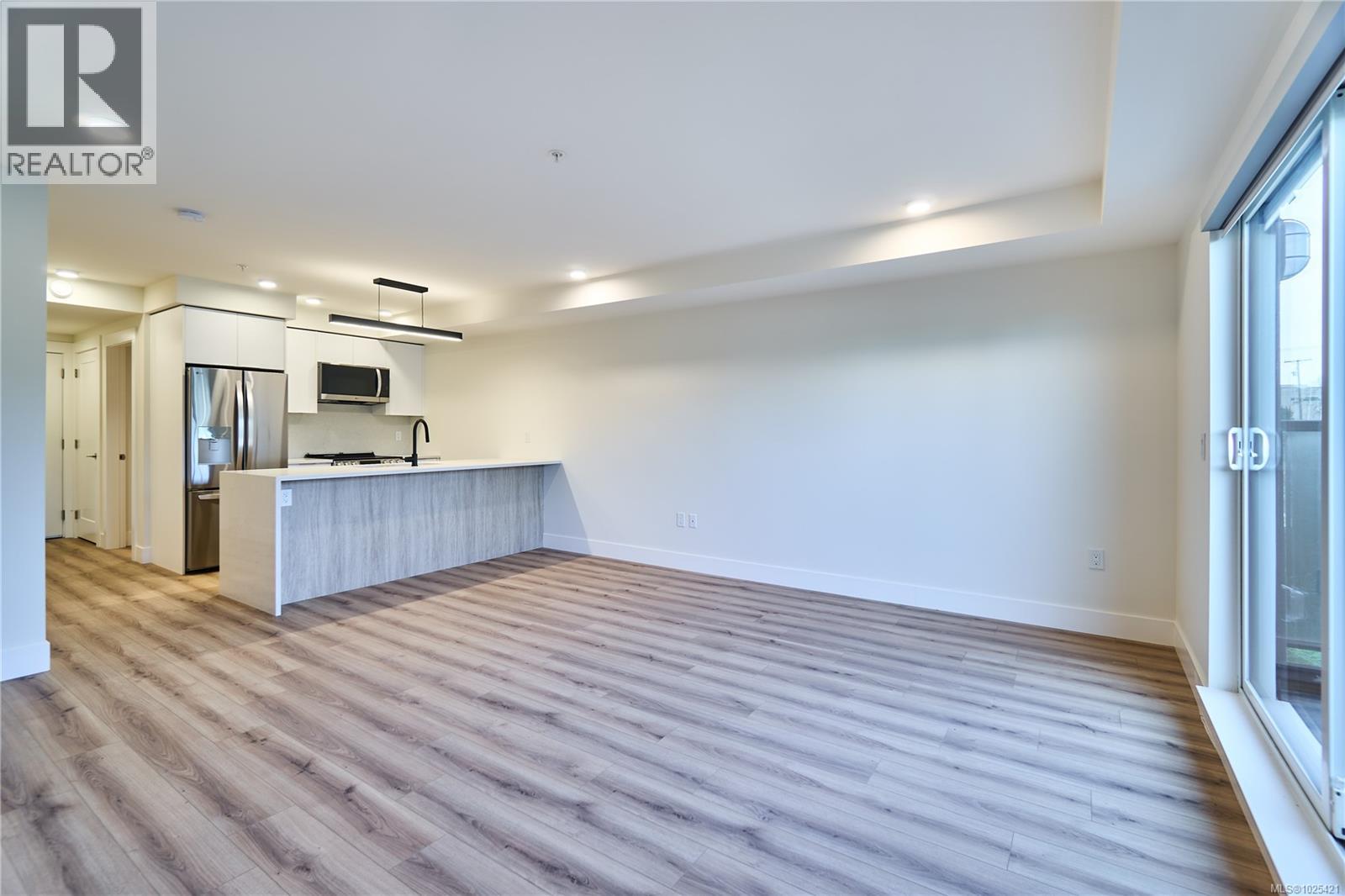 308 45 Haliburton St, Nanaimo, British Columbia  V9R 4V6 - Photo 16 - 1025421