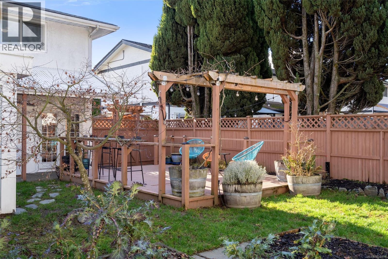 716 Danbrook Ave, Langford, British Columbia  V9B 3A8 - Photo 14 - 1024411