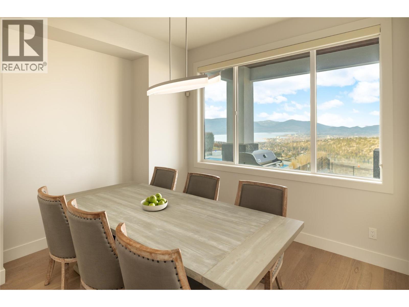 1130 Ledgeview Court Kelowna Photo 16