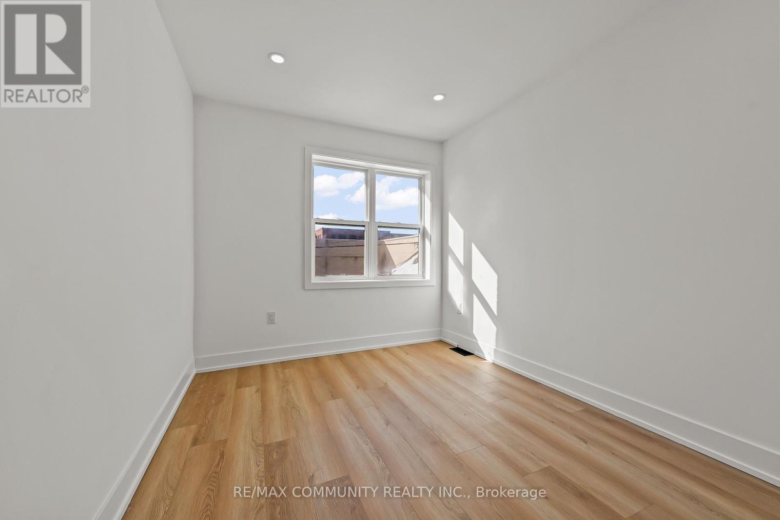 340 Albany Avenue, Toronto, Ontario  M5R 3C9 - Photo 10 - C12771976