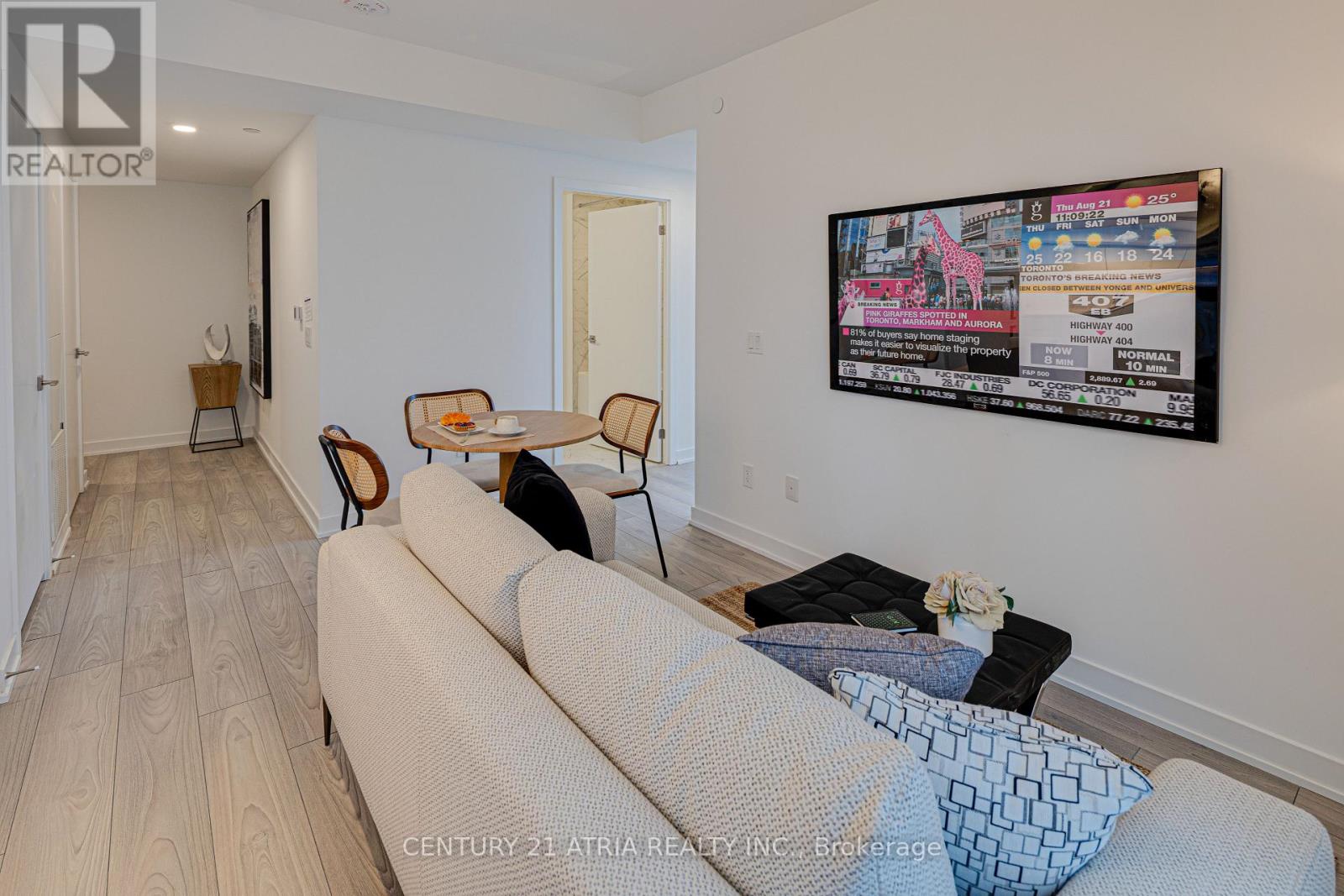 2706 - 252 Church Street, Toronto, Ontario  M5B 0E6 - Photo 5 - C12772026