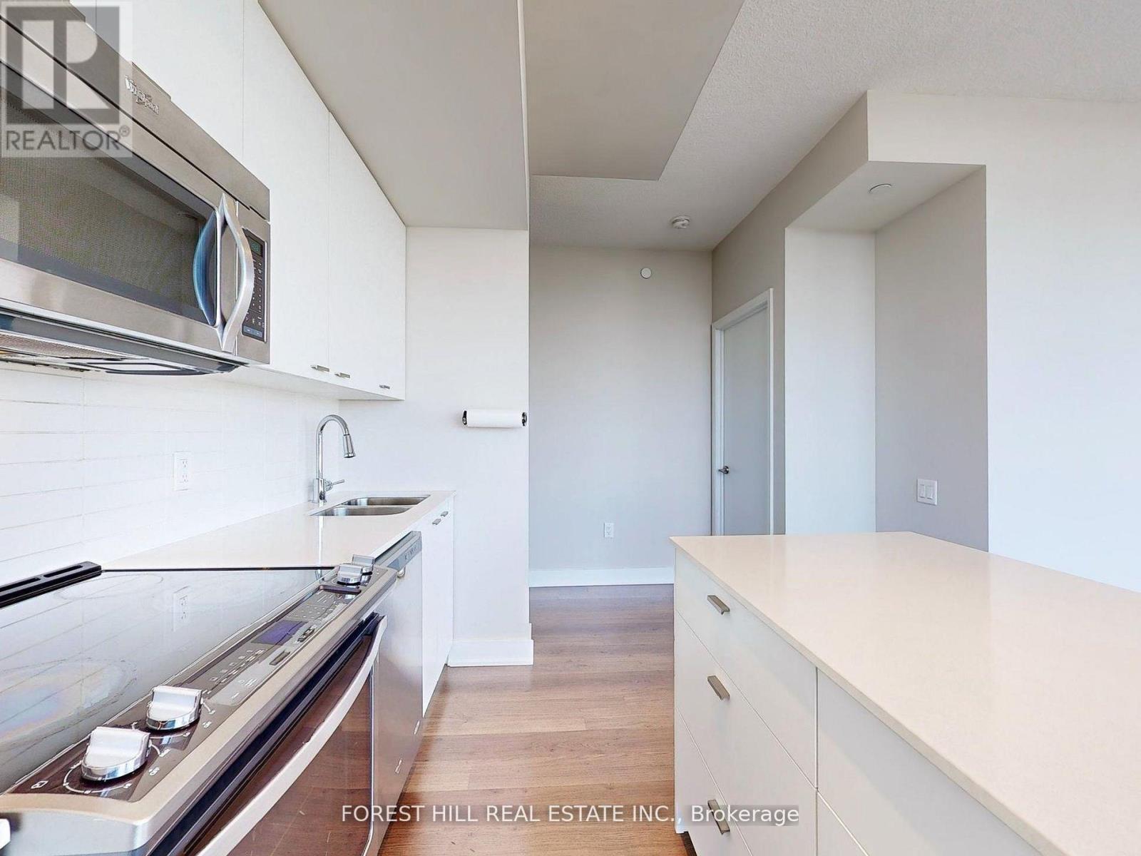 3406 - 30 Roehampton Avenue, Toronto, Ontario  M4P 0B9 - Photo 12 - C12772054