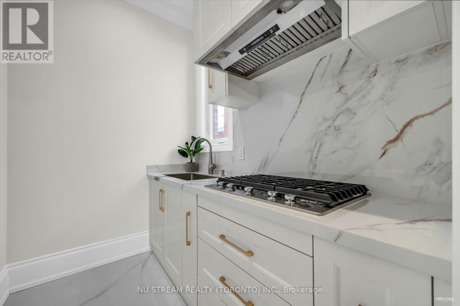 108 Abitibi Avenue, Toronto, Ontario  M2M 2V6 - Photo 16 - C12772104