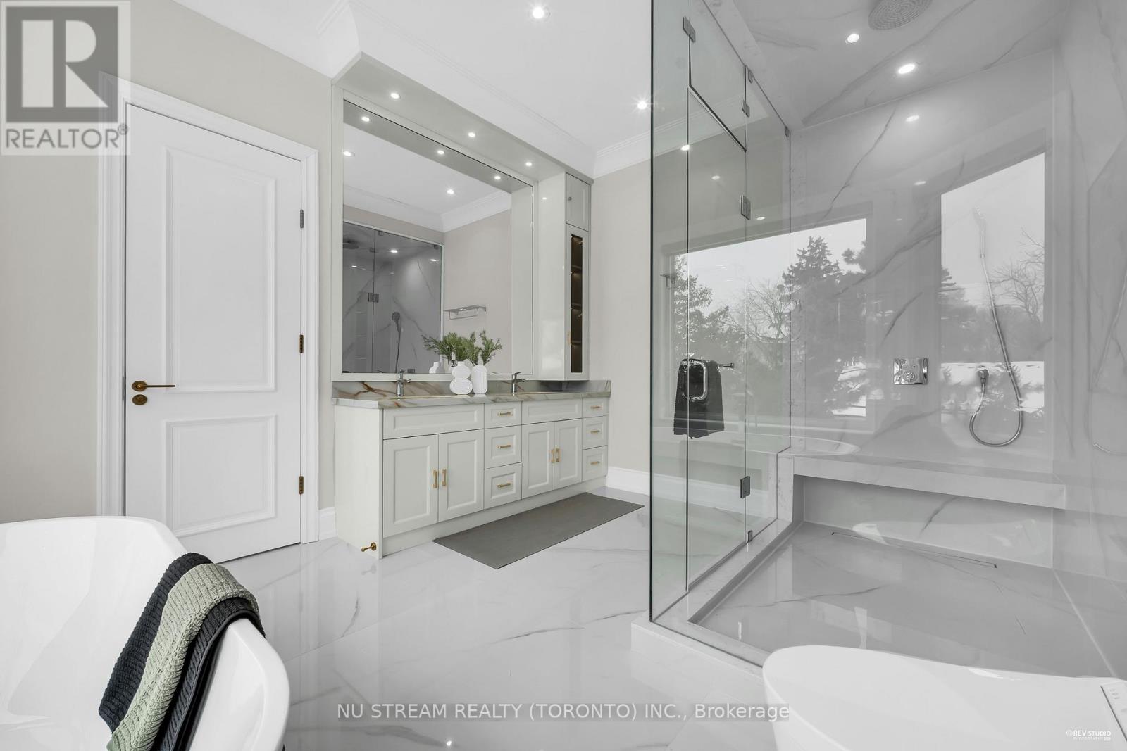 108 Abitibi Avenue, Toronto, Ontario  M2M 2V6 - Photo 33 - C12772104