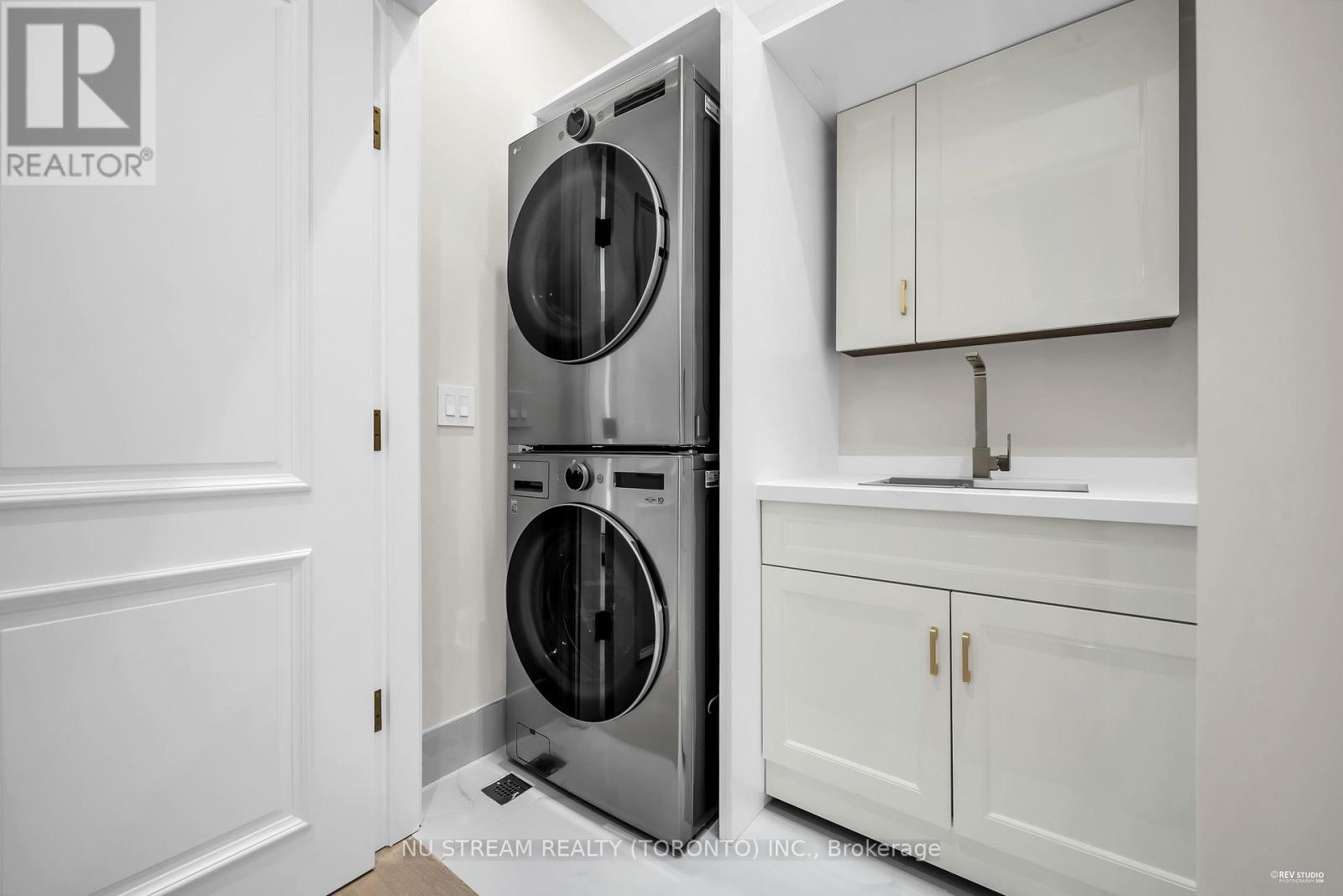 108 Abitibi Avenue, Toronto, Ontario  M2M 2V6 - Photo 35 - C12772104