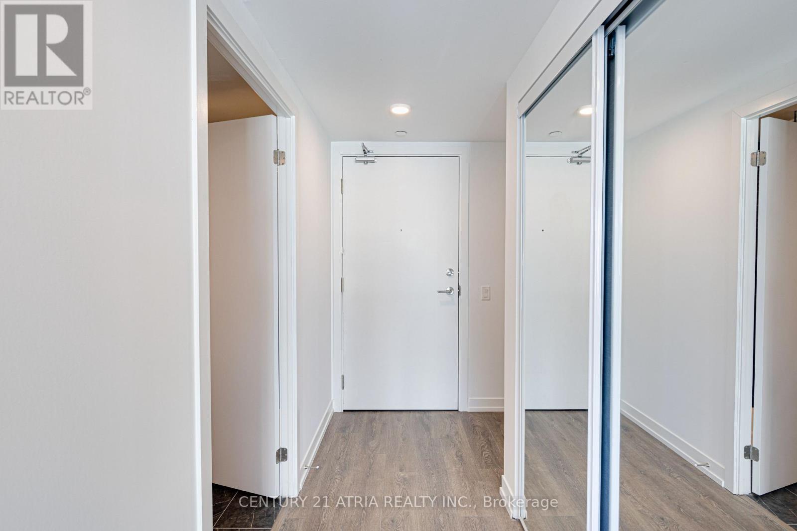 1915 - 82 DALHOUSIE STREET, Toronto, Ontario