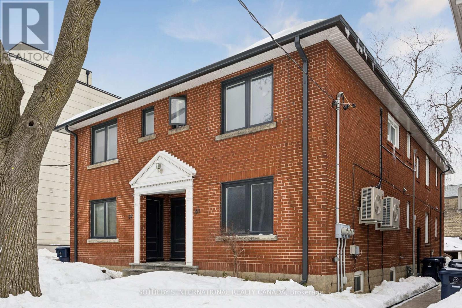 59 Burnaby Boulevard, Toronto, Ontario  M5N 1G3 - Photo 3 - C12772136