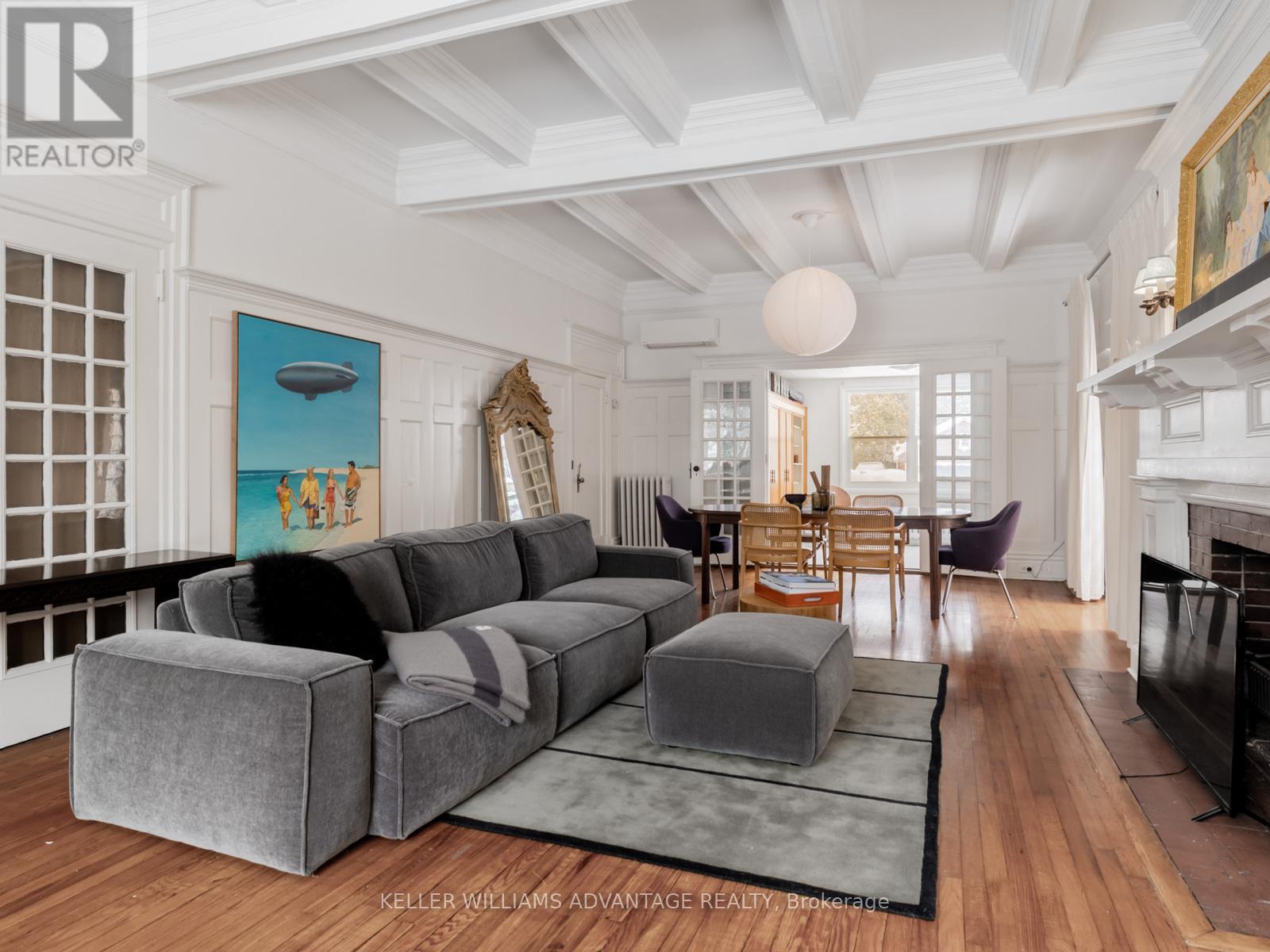 Main - 347 Walmer Road, Toronto, Ontario  M5R 2Y3 - Photo 4 - C12772184