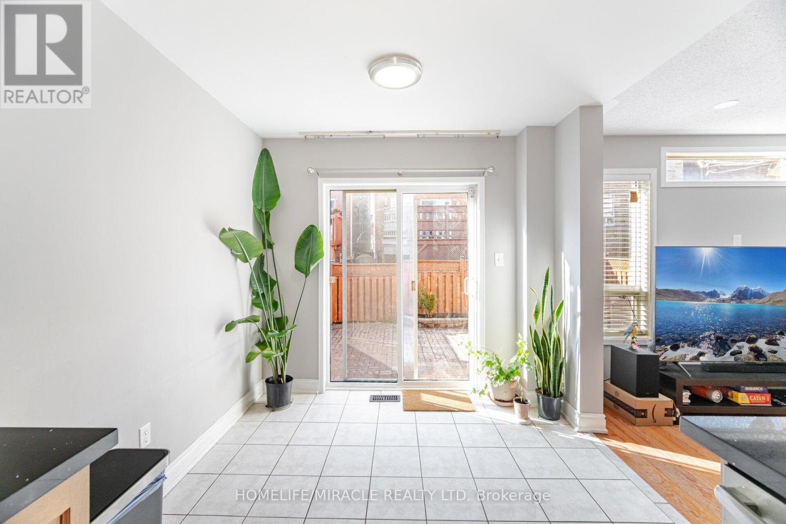 81 Vessel Crescent, Toronto, Ontario  M1C 5K6 - Photo 11 - E12772142