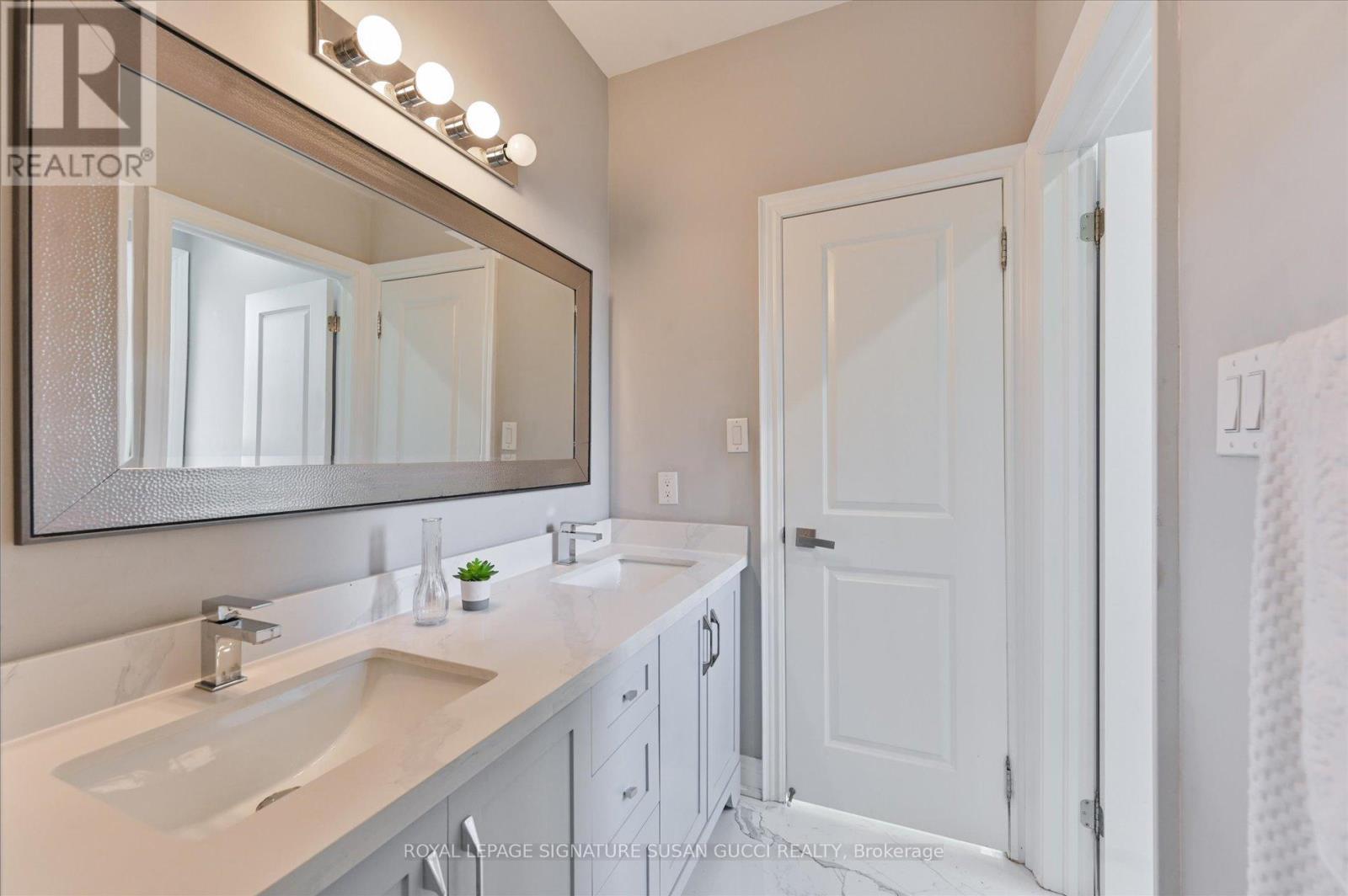 3 Holmstead Avenue, Toronto, Ontario  M4B 1S9 - Photo 34 - E12772188