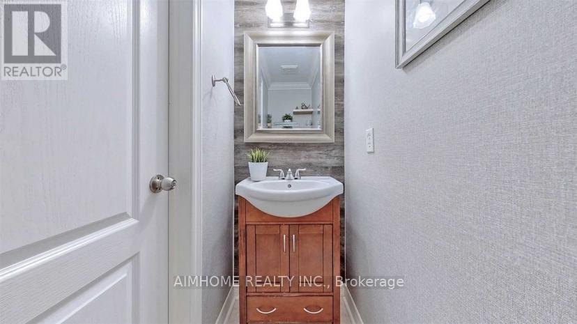 142 Alfred Smith Way, Newmarket, Ontario  L3X 3B9 - Photo 14 - N12771980