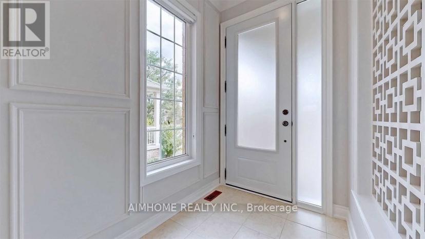 142 Alfred Smith Way, Newmarket, Ontario  L3X 3B9 - Photo 15 - N12771980