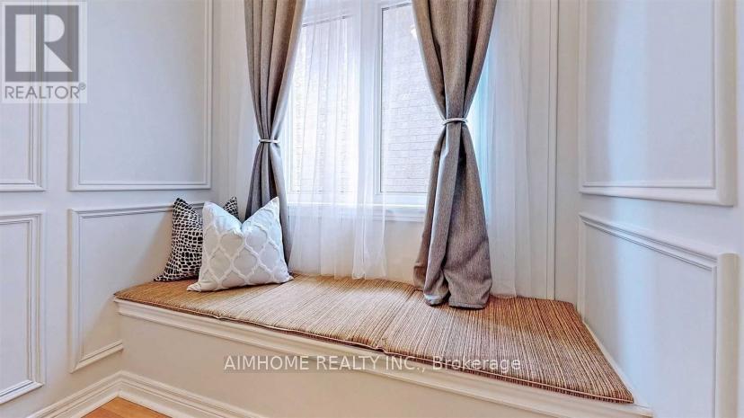 142 Alfred Smith Way, Newmarket, Ontario  L3X 3B9 - Photo 18 - N12771980