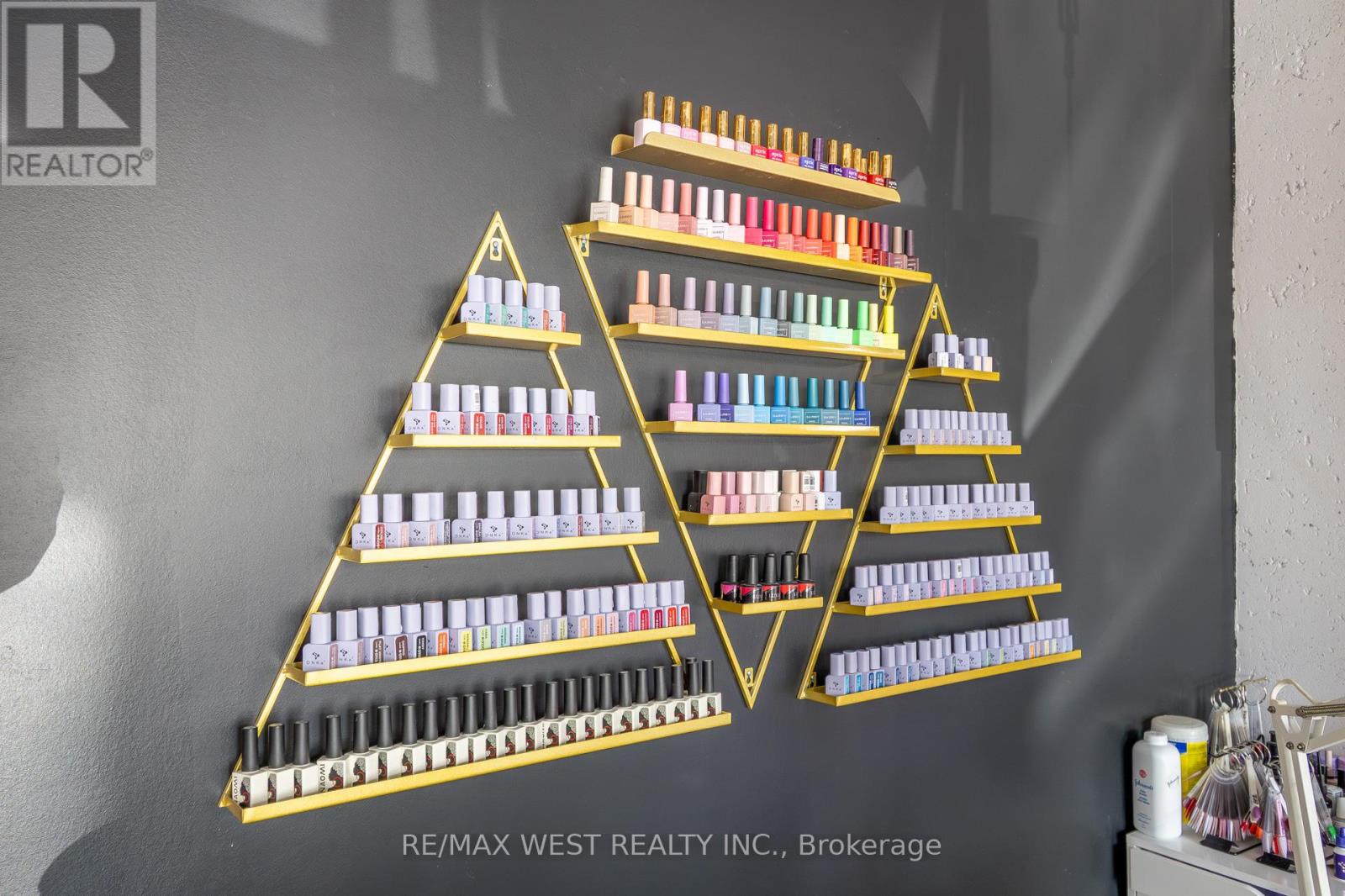 7 - 2396 Major Mackenzie Drive W, Vaughan, Ontario  L6A 4Y1 - Photo 25 - N12772016