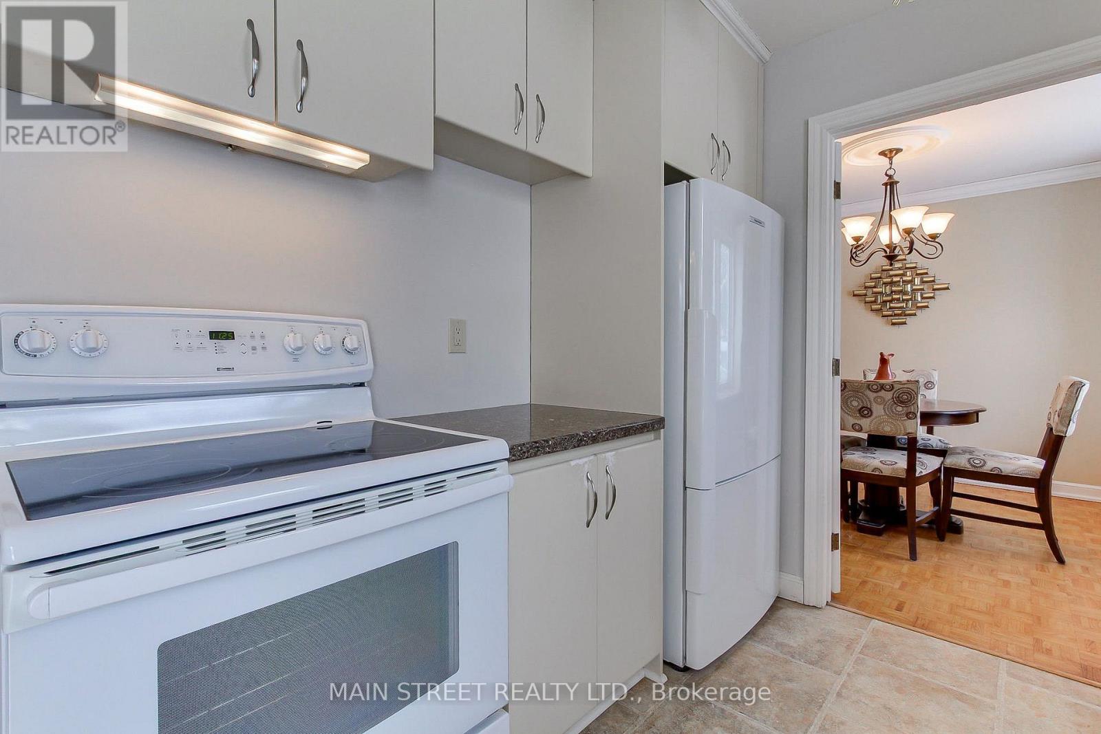 382 Handley Crescent, Newmarket, Ontario  L3Y 4T4 - Photo 12 - N12772086