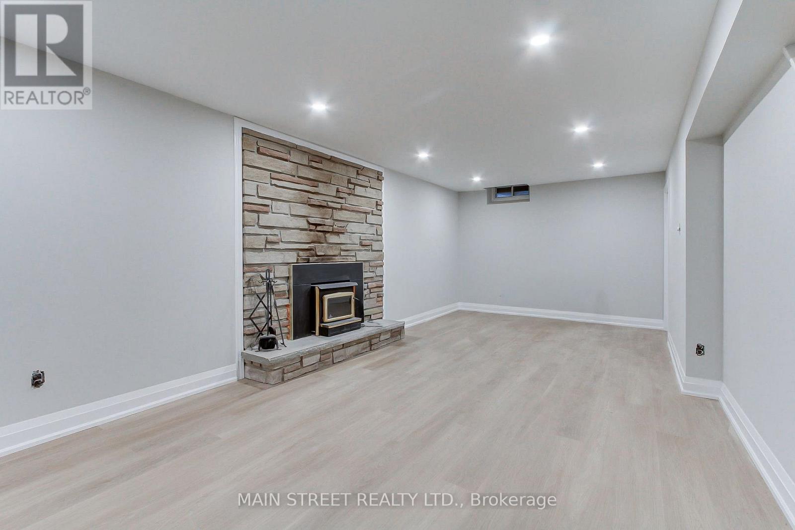 382 Handley Crescent, Newmarket, Ontario  L3Y 4T4 - Photo 23 - N12772086