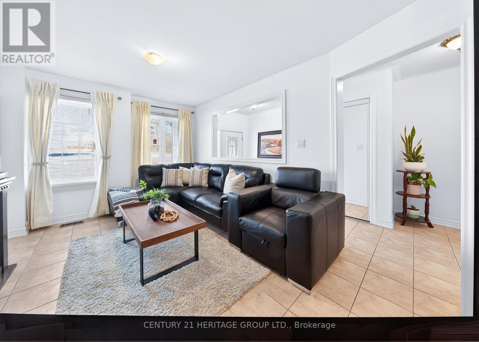 31 Kalvinster Drive, Markham, Ontario  L6B 0A7 - Photo 10 - N12772088