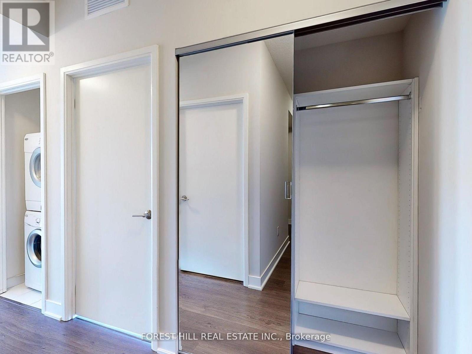 3406 - 30 Roehampton Avenue, Toronto, Ontario  M4P 0B9 - Photo 5 - C12772054