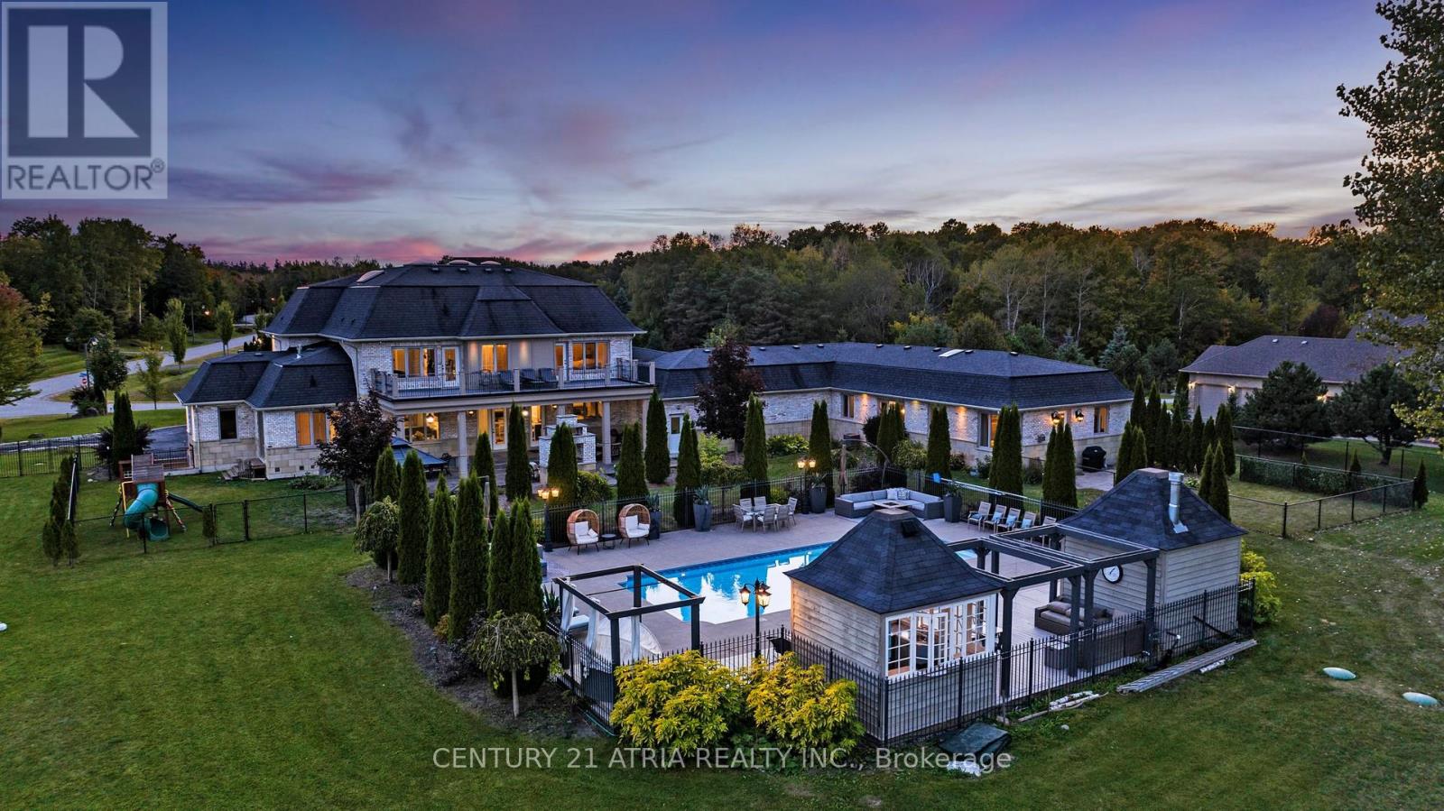 111 Lake Woods Drive, Whitchurch-Stouffville, Ontario  L4A 1P1 - Photo 40 - N12771350