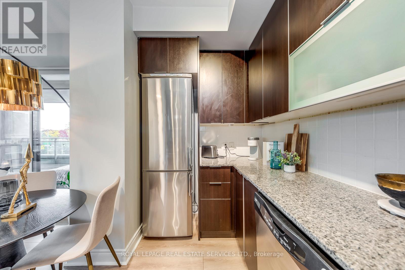 203 - 16 Brookers Lane, Toronto, Ontario  M8V 0A5 - Photo 12 - W12487374