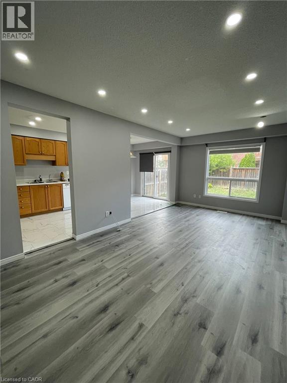 189 Sims Estate Drive, Kitchener, Ontario  N2A 0A6 - Photo 5 - 40803942