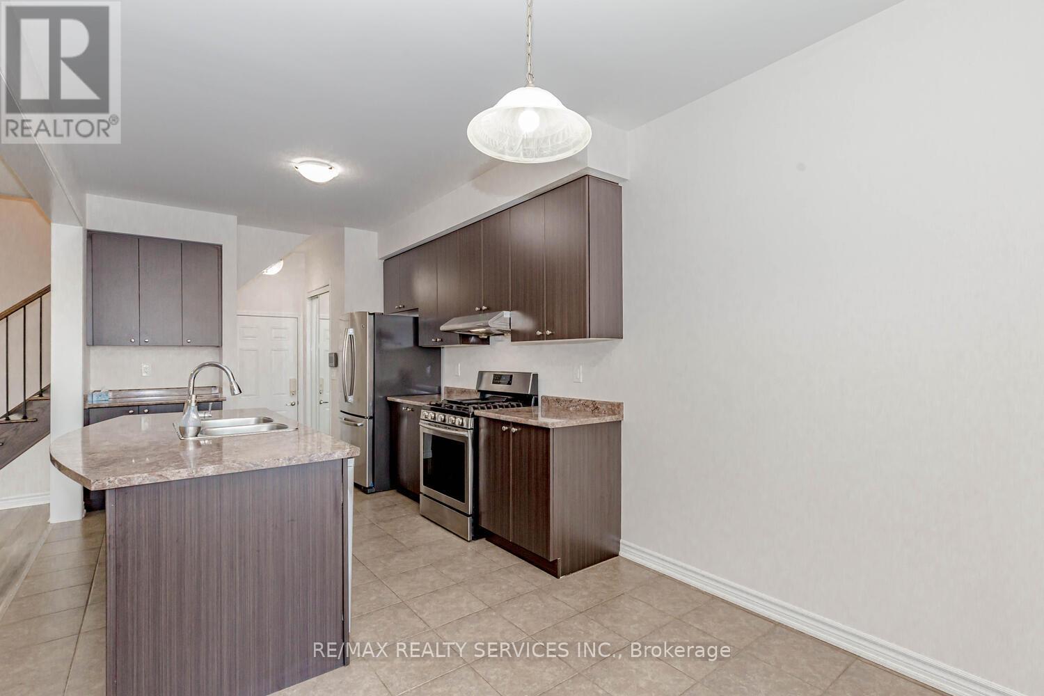 84 Tysonville Circle, Brampton (Northwest Brampton), Ontario  L7A 4B5 - Photo 15 - W12771988