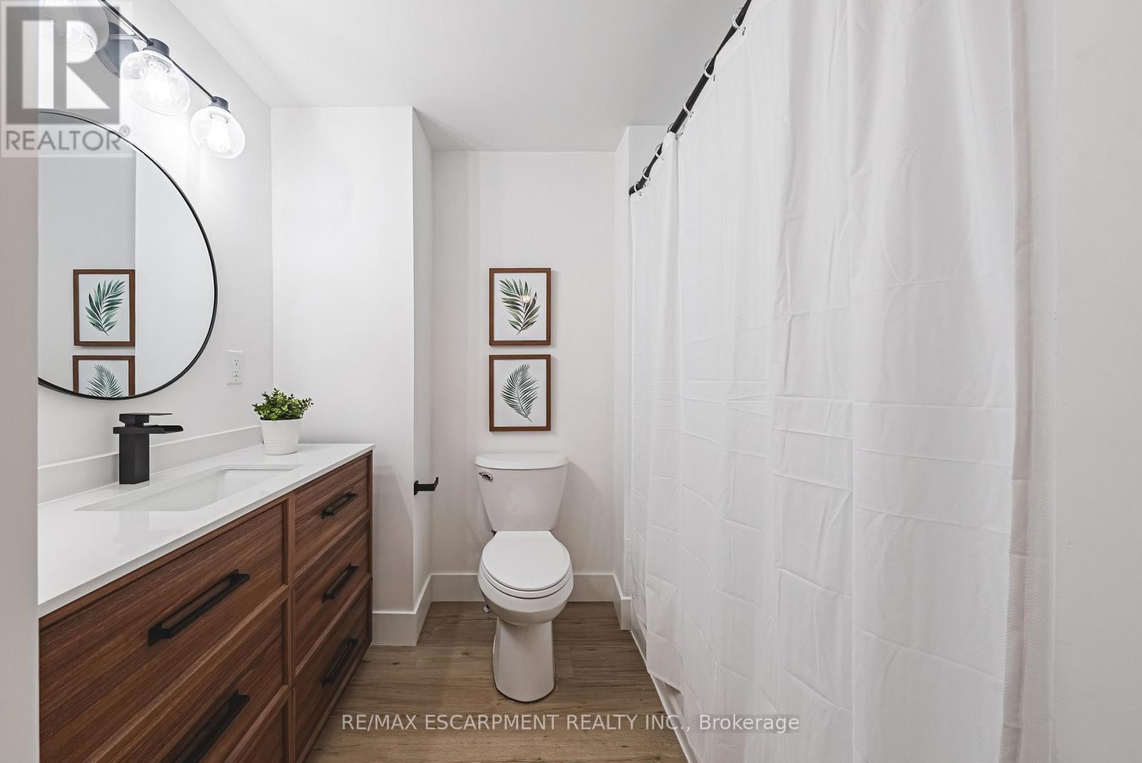 15 - 660 Oxford Road, Burlington, Ontario  L7N 3M1 - Photo 22 - W12771994