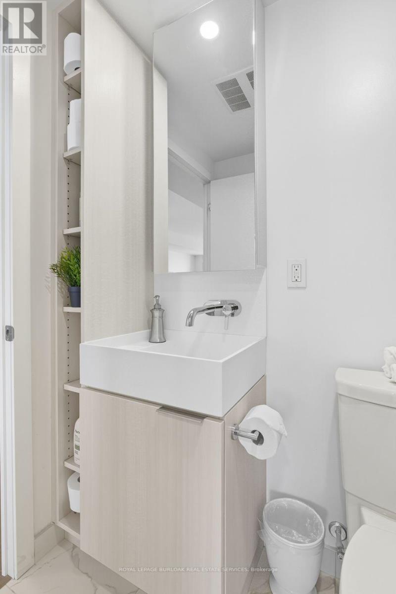 1805 - 370 Martha Street, Burlington, Ontario  L7R 0G9 - Photo 15 - W12772004