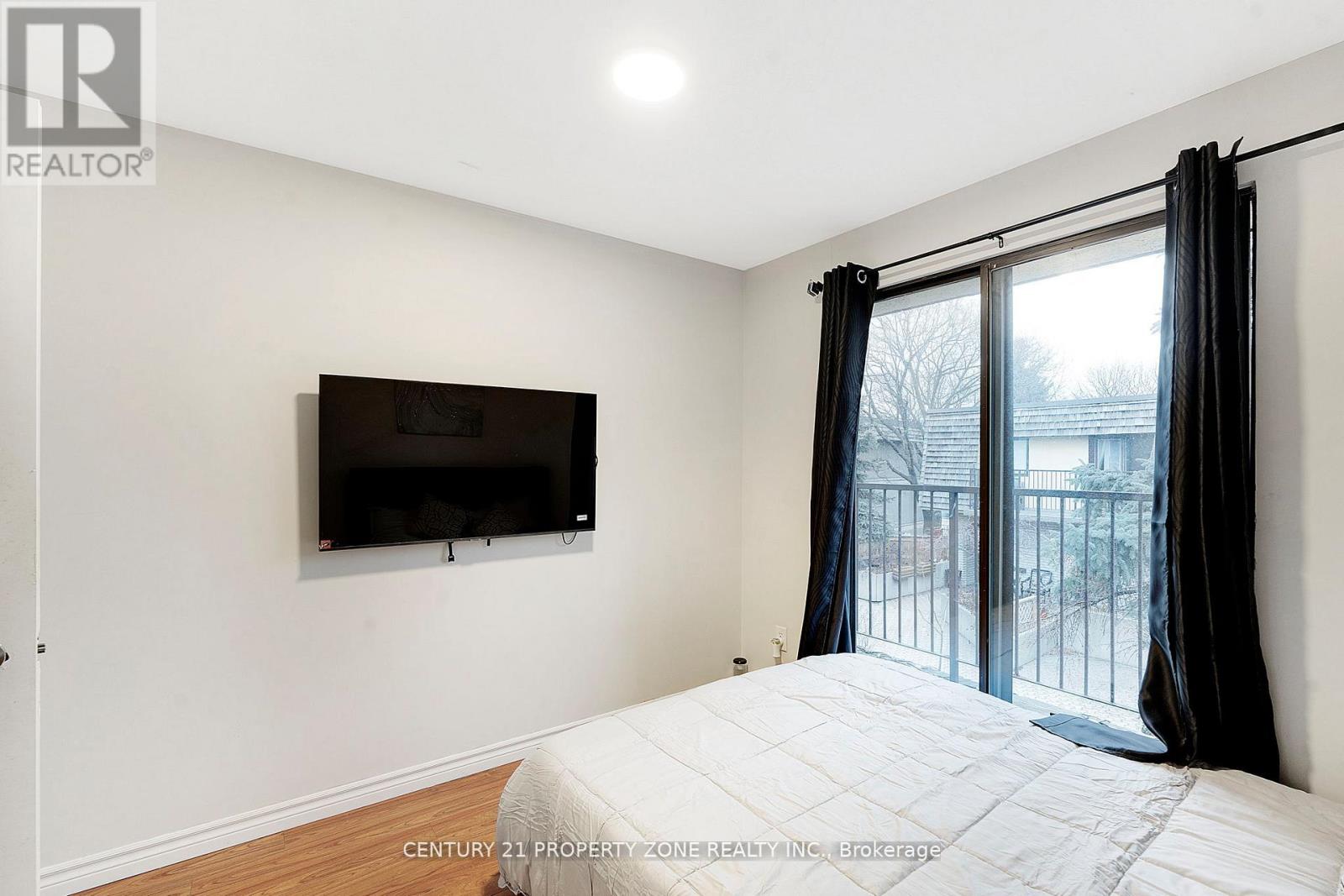 152 - 1250 Mississauga Valley Boulevard, Mississauga, Ontario  L5A 3R6 - Photo 13 - W12772006