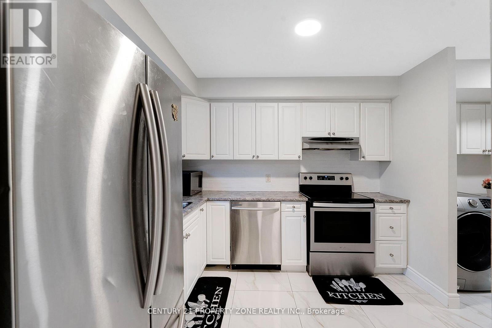 152 - 1250 Mississauga Valley Boulevard, Mississauga, Ontario  L5A 3R6 - Photo 7 - W12772006