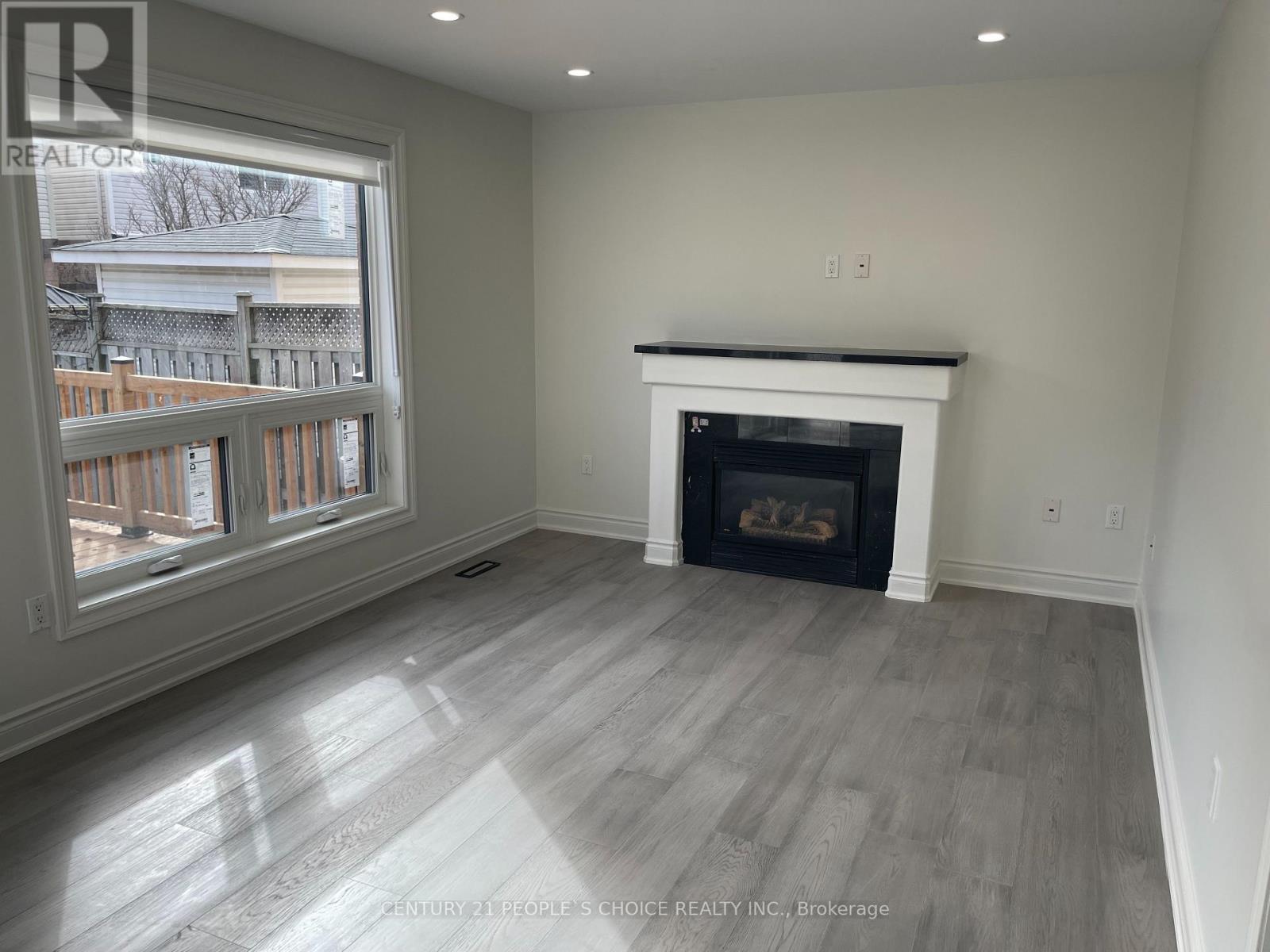 Main - 33 Springhurst Avenue, Brampton, Ontario  L7A 1P6 - Photo 12 - W12772008