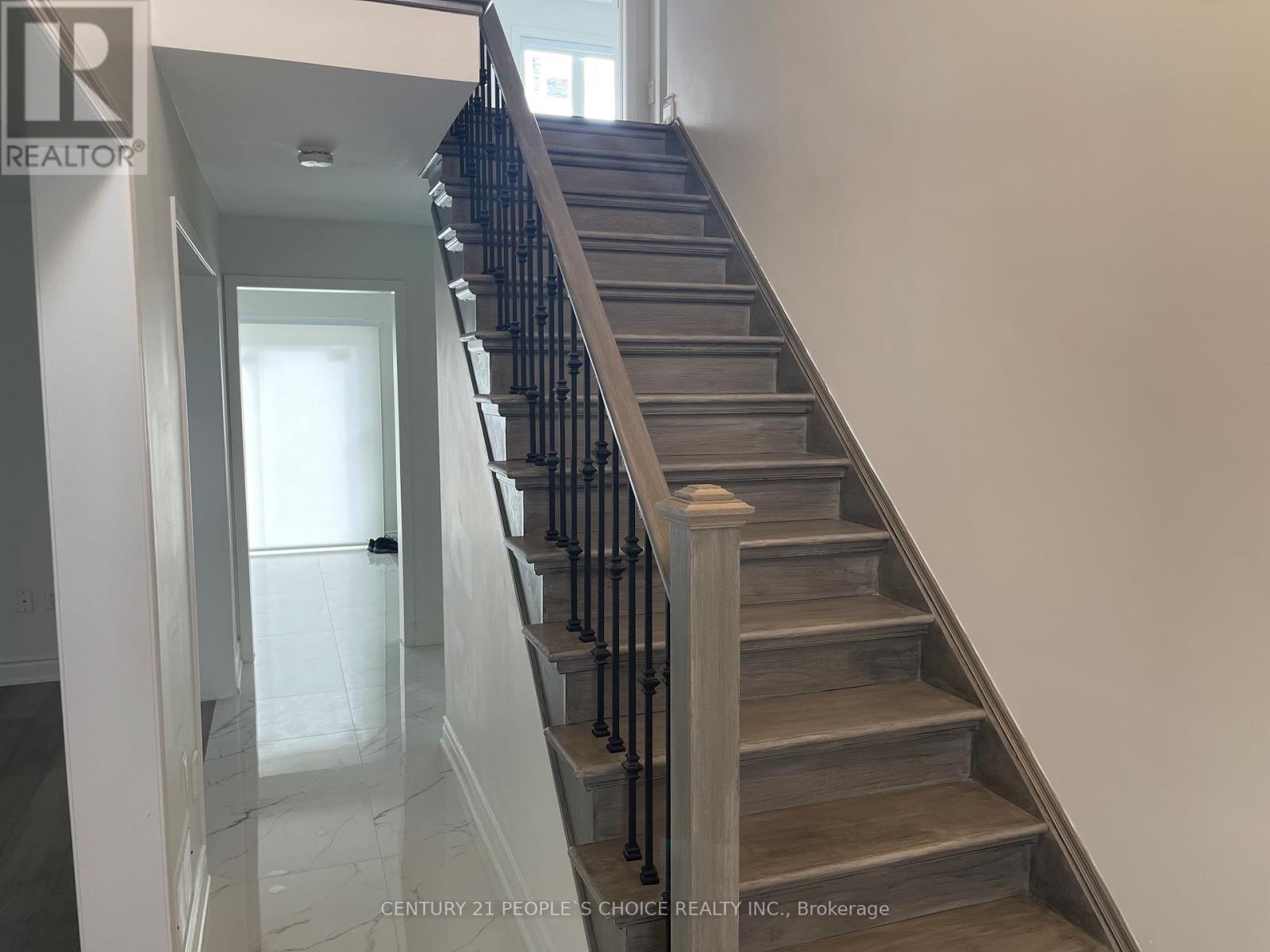 Main - 33 Springhurst Avenue, Brampton, Ontario  L7A 1P6 - Photo 5 - W12772008