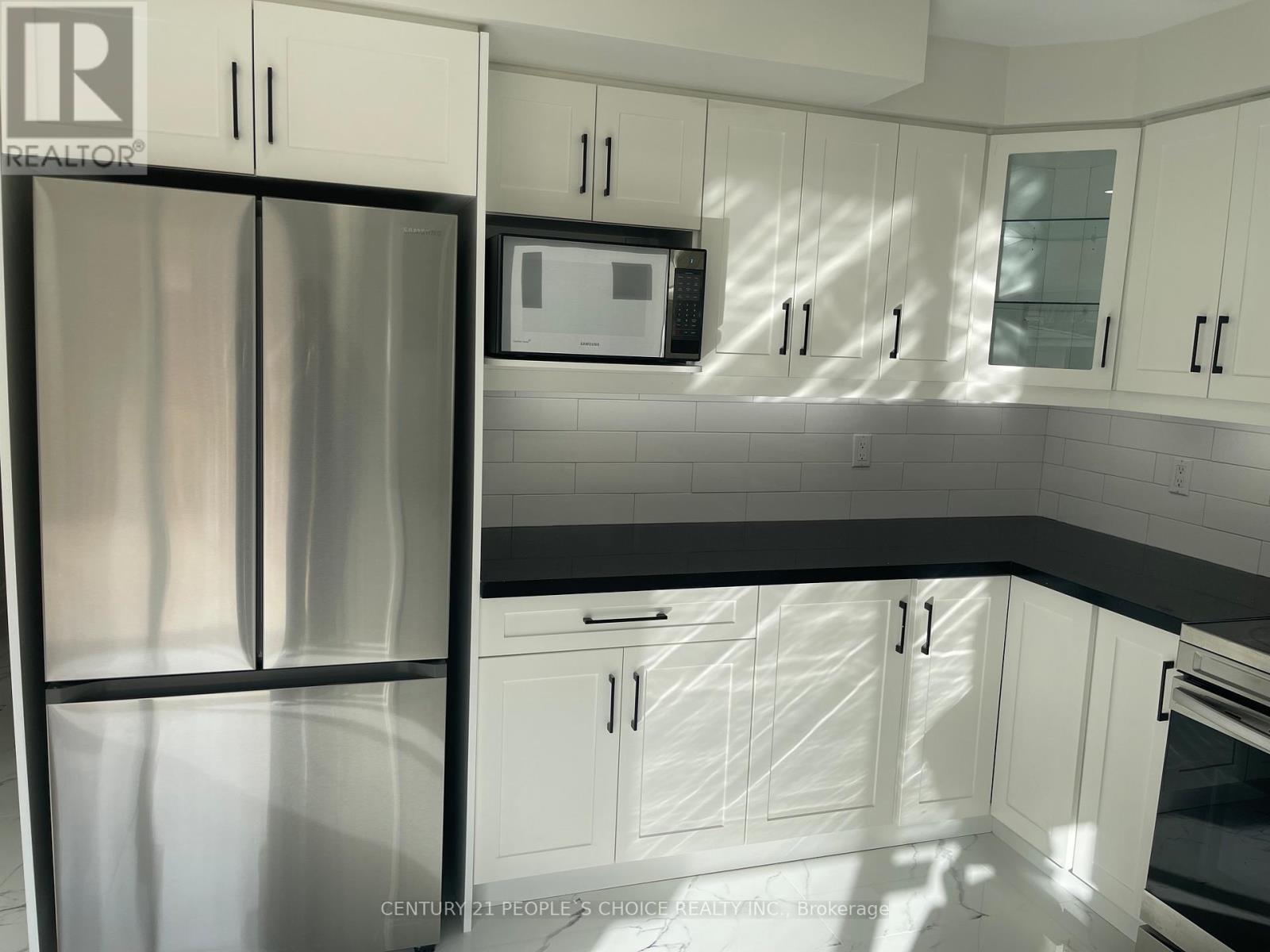 Main - 33 Springhurst Avenue, Brampton, Ontario  L7A 1P6 - Photo 8 - W12772008