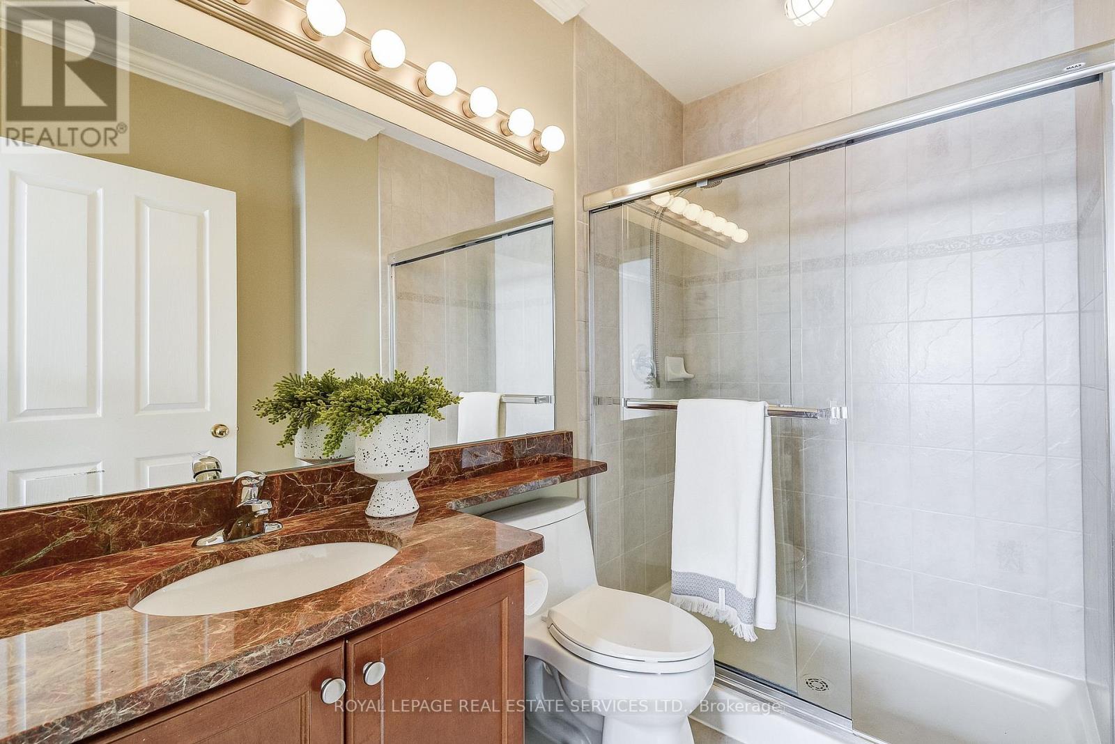 713 - 1998 Ironstone Drive, Burlington, Ontario  L7L 7P7 - Photo 25 - W12772110