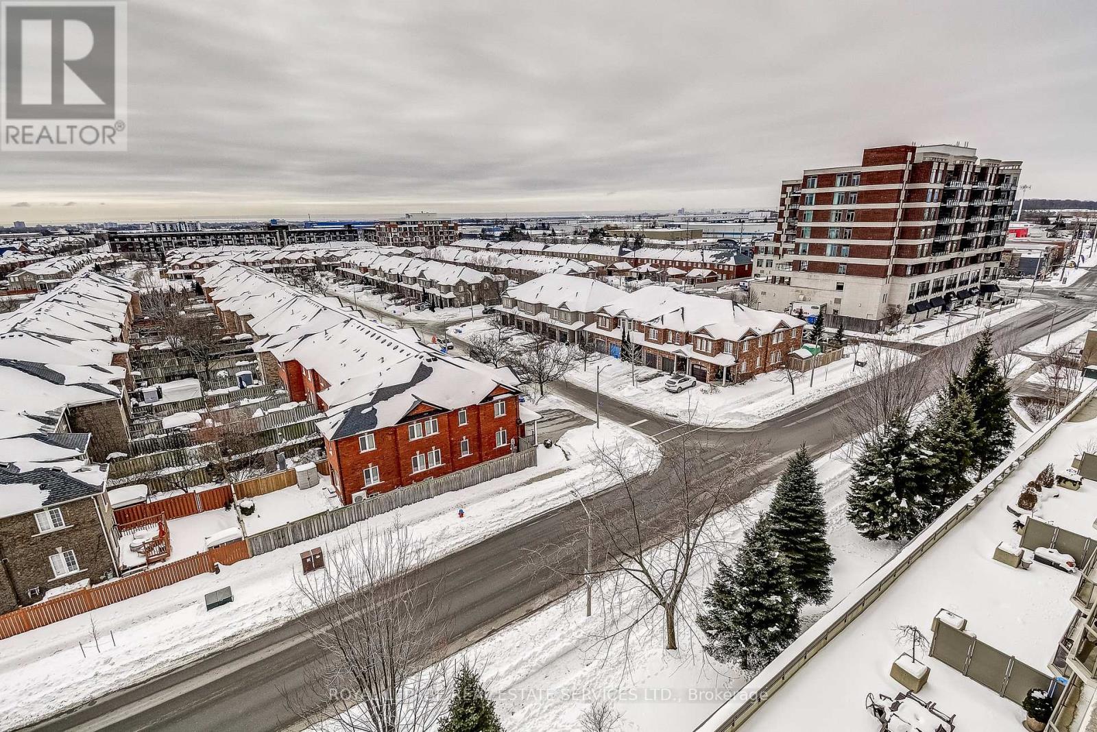 713 - 1998 Ironstone Drive, Burlington, Ontario  L7L 7P7 - Photo 28 - W12772110