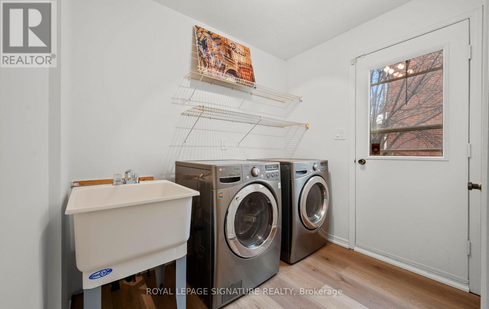 2035 Folkway Drive, Mississauga, Ontario  L5L 3G3 - Photo 22 - W12772112